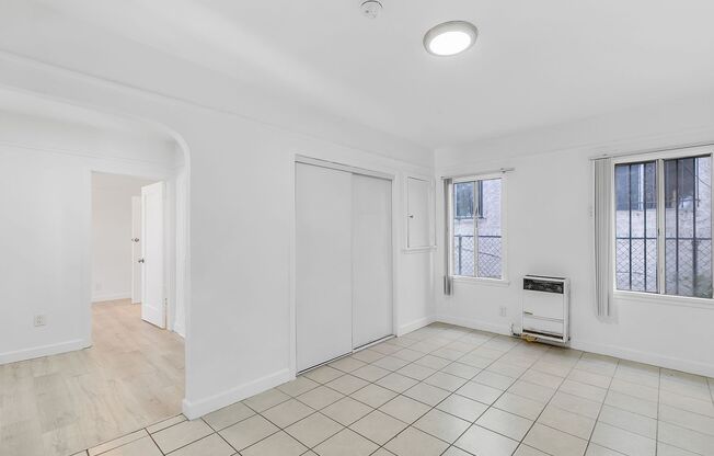 1426 S Bonnie Brae Street