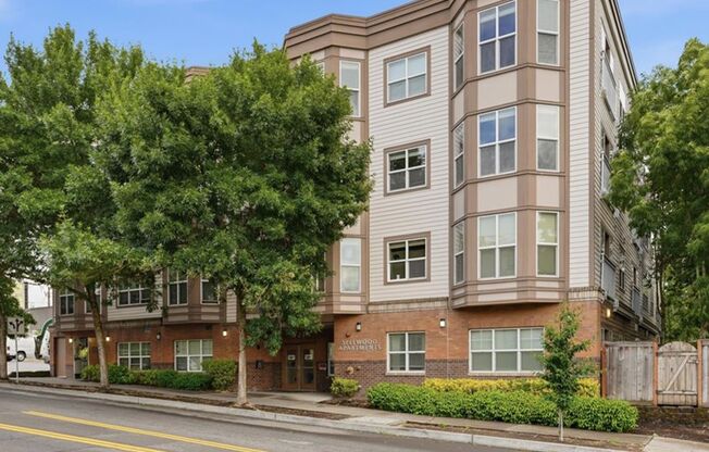 Sellwood Apartments