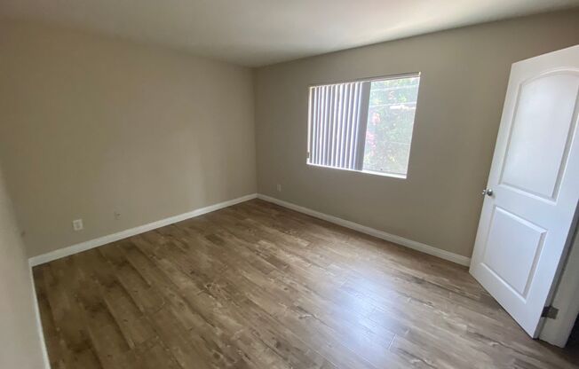 1 bed, 1 bath, 700 sqft, $1,995