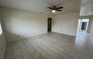 2 beds, 1 bath, 950 sqft, $1,200, Unit #2