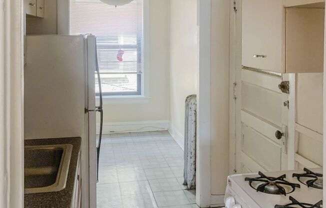 1 bed, 1 bath, 560 sqft, $1,895, Unit 516-109