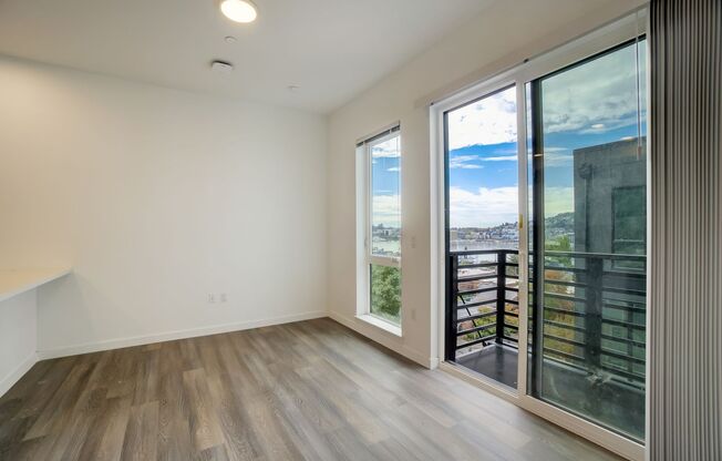 2 beds, 1 bath, 623 sqft, $2,895, Unit 303