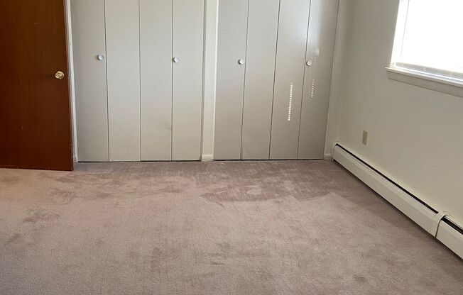 1 bed, 1 bath, 700 sqft, $1,650, Unit 150-4E