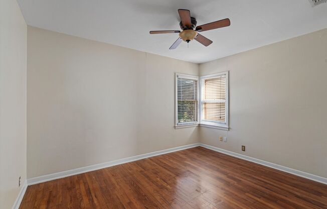 2 beds, 1 bath, $2,199