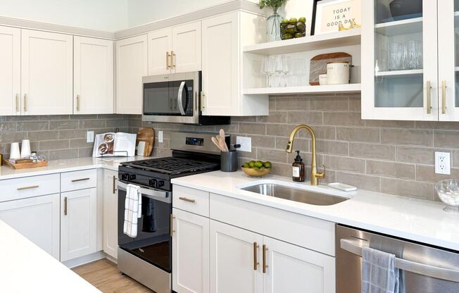 1 bed, 1 bath, 793 sqft, $1,845, Unit 220