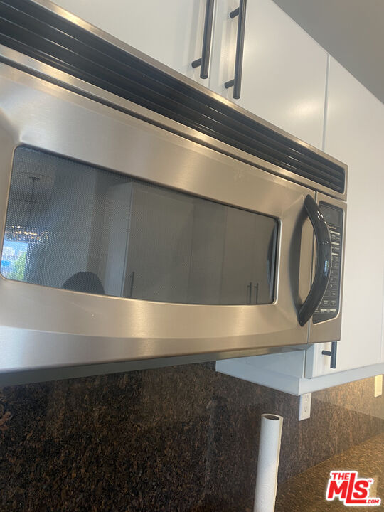 1862 S Bentley Ave Apt 202