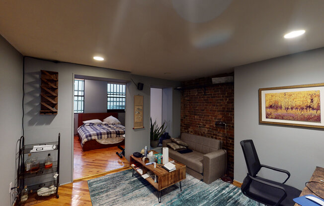 4 beds, 2 baths, $10,500, Unit 2FL