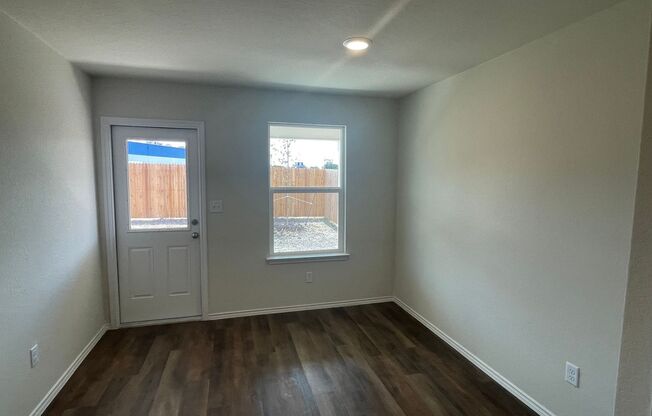 3 beds, 2 baths, $1,870