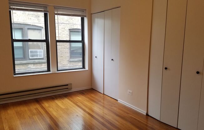 East Rogers Park Three Bedroom/Two Bath *Income Restrictions Apply*