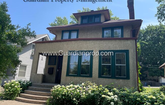 Linden Hills Single Family Home, 2 Car Garage, Newly Renovated Kitchen, Avail Dec/January