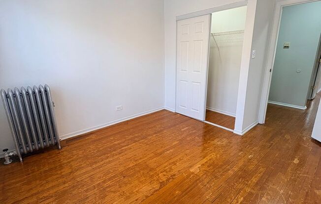 2 beds, 1 bath, 670 sqft, $1,200, Unit CA 133-3W