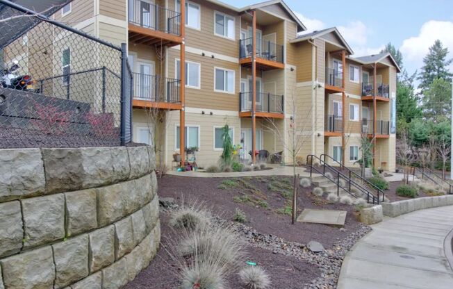1 bed, 1 bath, 728 sqft, $1,475, Unit 137