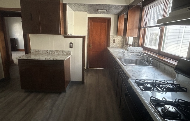 2 beds, 1 bath, 1,100 sqft, $2,500, Unit 1