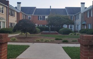 A wonderful townhouse with Community Pool