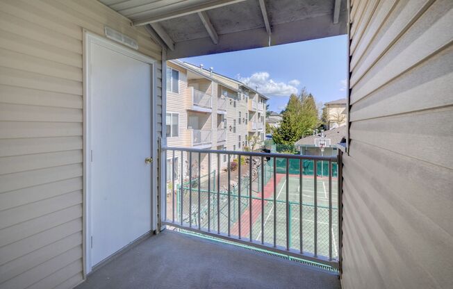 1 bed, 1 bath, 811 sqft, $1,595, Unit F304