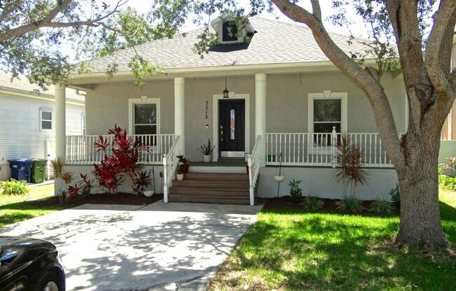 Charming 3/2 home in Port Tampa