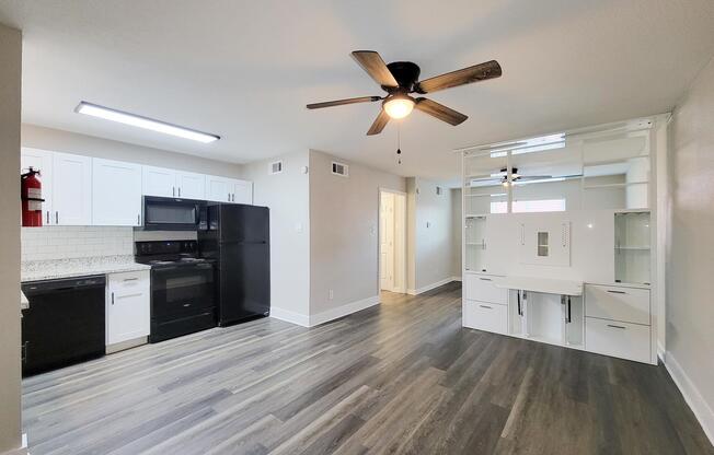 Studio, 1 bath, 504 sqft, $989