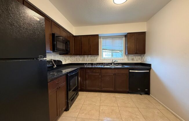2 beds, 1 bath, 763 sqft, $995, Unit 119