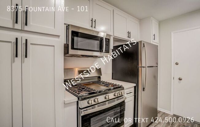8375 Fountain Ave