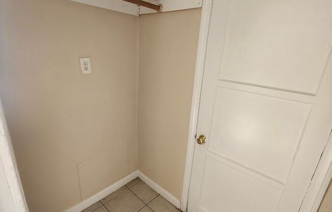 T/W - San Bernardino- Dwight Way (3plex)