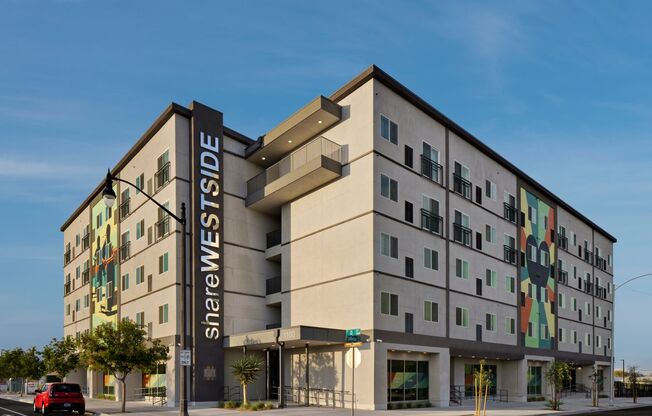 1 bed, 1 bath, 580 sqft, $1,465, Unit 203