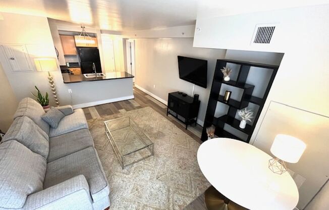 1 bed, 1 bath, $2,400, Unit # #N 312