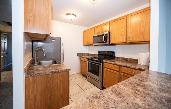 1 bed, 1 bath, 718 sqft, $1,395, Unit 101-J3