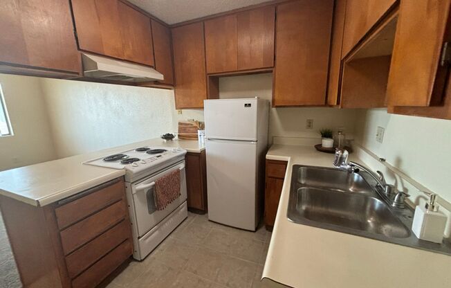 1 bed, 1 bath, 500 sqft, $1,650, Unit 4050 #F