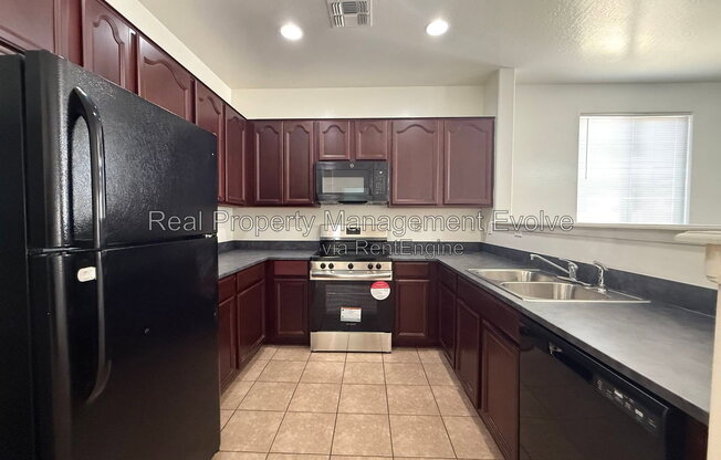 3 beds, 2 baths, 1,914 sqft, $1,975