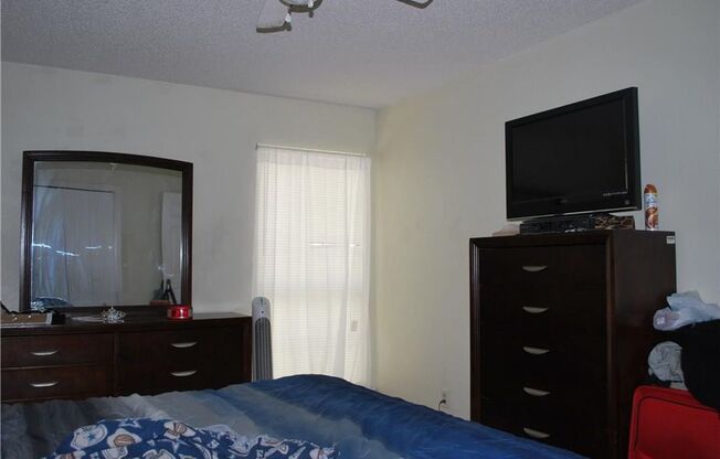 2 beds, 2 baths, $1,795