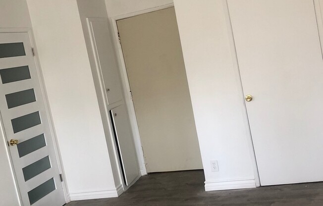 Studio, 1 bath, 400 sqft, $1,550, Unit 102