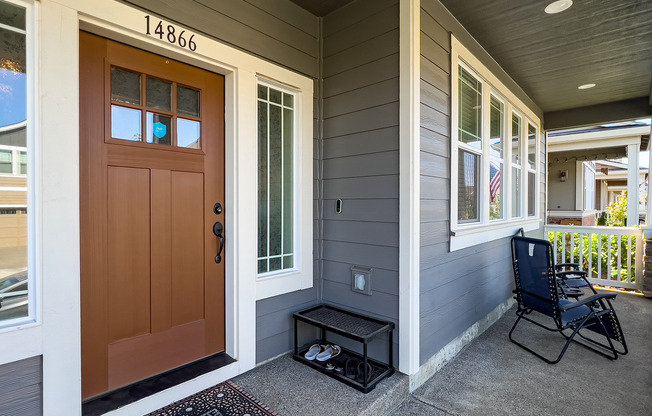 Beaverton Lovely 4 Bedroom 2.5 Bathroom in Bethany Crossing! Garage, A/C and Washer & Dryer Included!