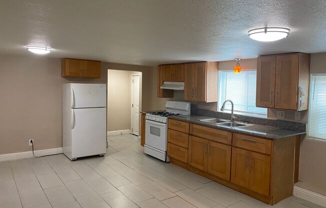 1 bed, 1 bath, 400 sqft, $1,795, Unit Apt. 3