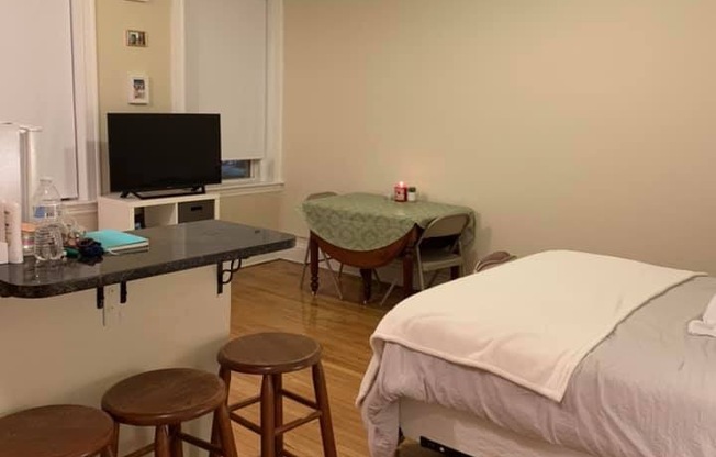 Studio, 1 bath, $2,270, Unit 15