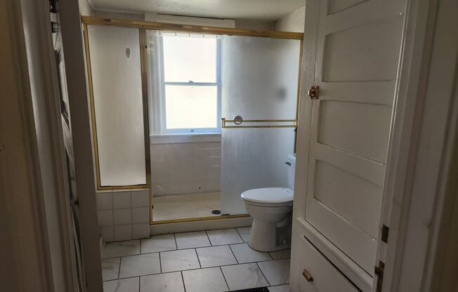 1 bed, 1 bath, 700 sqft, $1,050, Unit 716 EB 2