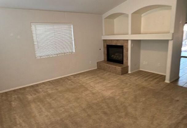 NEWLY LISTED - BEAUTIFUL HOME IN SAN TAN HEIGHTS!