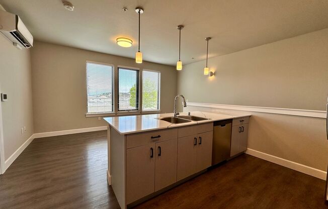 1 bed, 1.5 baths, 959 sqft, $3,150, Unit 4th #411