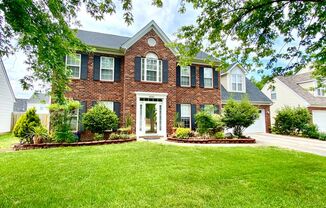 Beautiful 4bd/2.5bth home in Steele Creek, NC