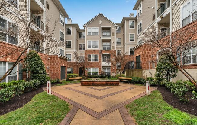 Beautiful 2 Bedroom 2 Bathroom Condo In Much Sought After Exchange At Van Dorn