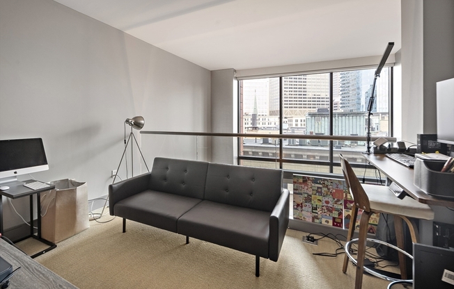2 beds, 1.5 baths, 1,609 sqft, $6,500, Unit 909