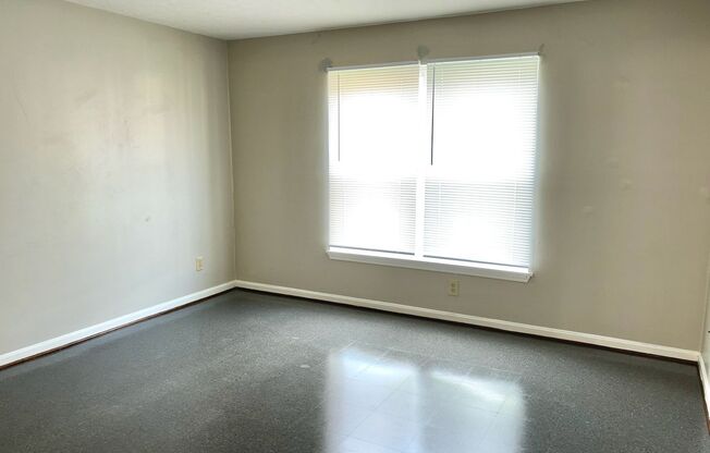Affordable 1 bedroom in West End- Section 8 accepted