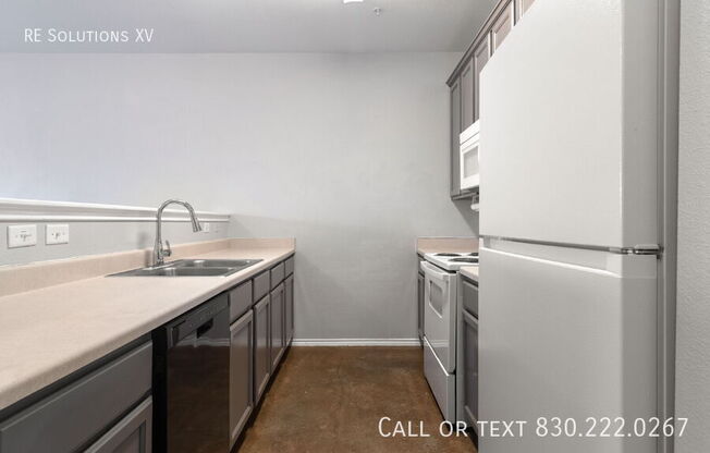 10714 Mathom Landing