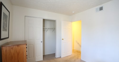 3 beds, 1 bath, 1,150 sqft, $1,685