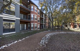 Hardrock Canyon Apartments in Austin