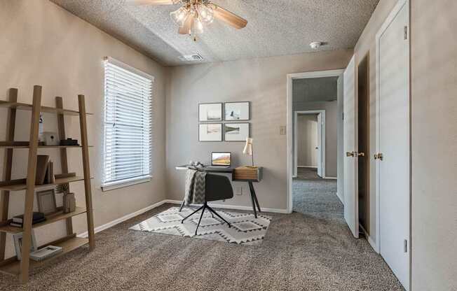 Office with Ceiling Fan