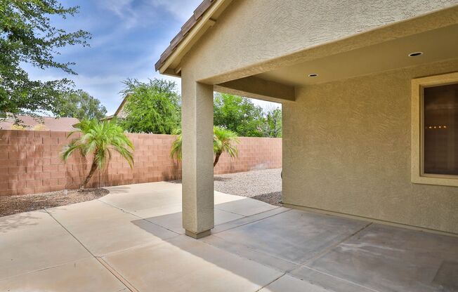 3 beds, 2 baths, $2,295