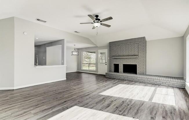 112 MDW BND ST