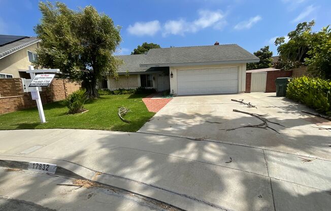 Cul-De-Sac: 4 Bedroom 2 Bath Home,