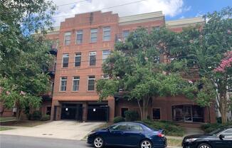 810 W Princess Anne Road