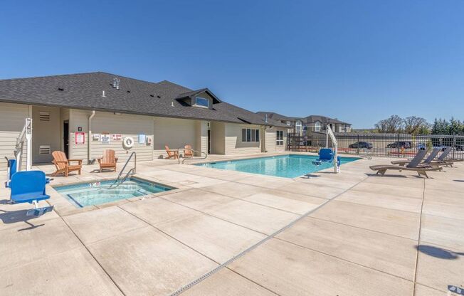 3 beds, 2 baths, 1,225 sqft, $1,950, Unit E202